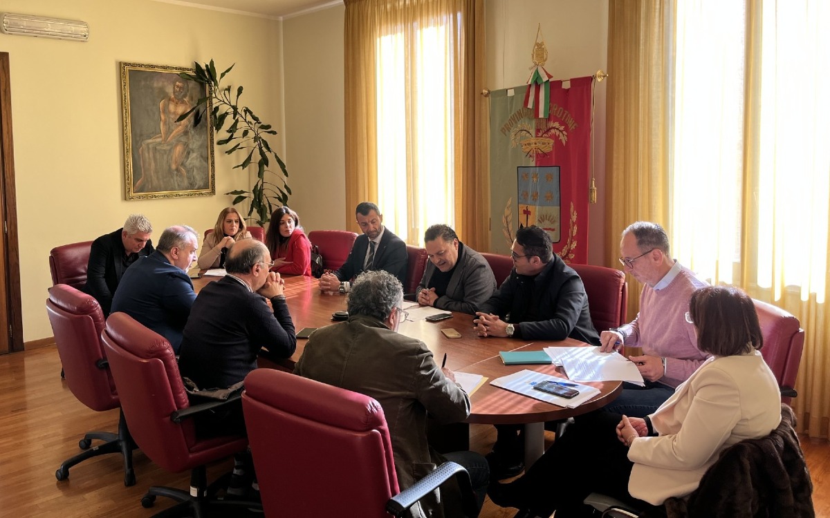 Ultimo Consiglio Provinciale del 2025: presente l'On. Sergio Ferrari - 