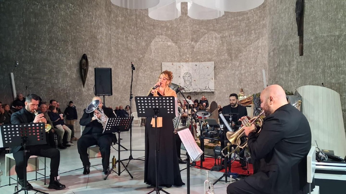 Festa della Santa Famiglia a Mormanno: una serata di Fede, Musica e Comunità - 