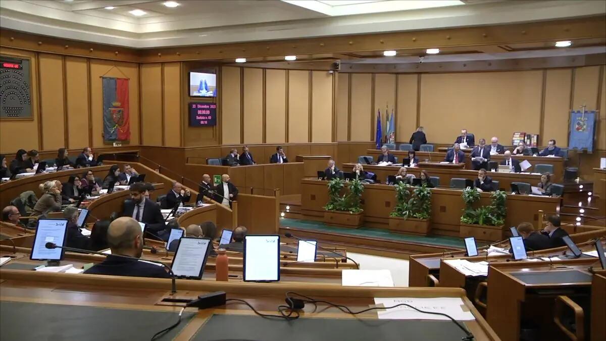 Lazio, via libera dal Consiglio Regionale alla manovra di bilancio 2026 - 