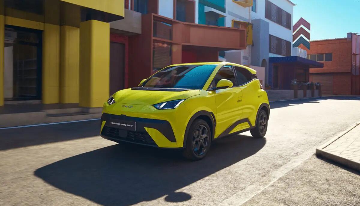 BYD, la quota di mercato sale al 2,8%. Leader in Italia tra elettrico e ibrido - 