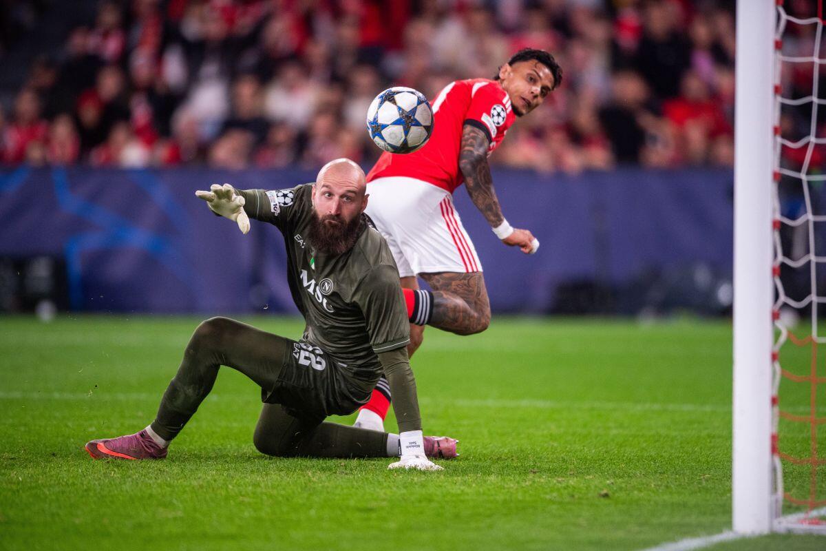 Il Napoli va ko in Champions, a Lisbona vince il Benfica 2-0 - 