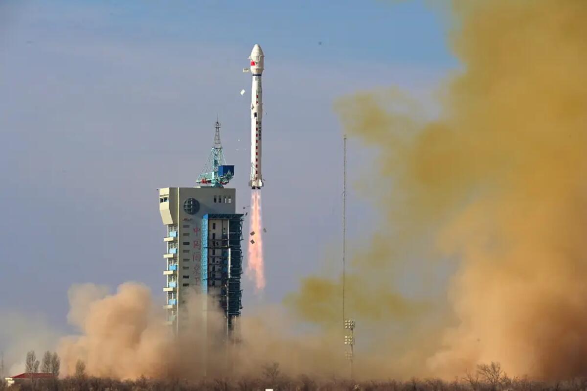 Cina, lanciato in orbita il satellite Tianhui-7 - 