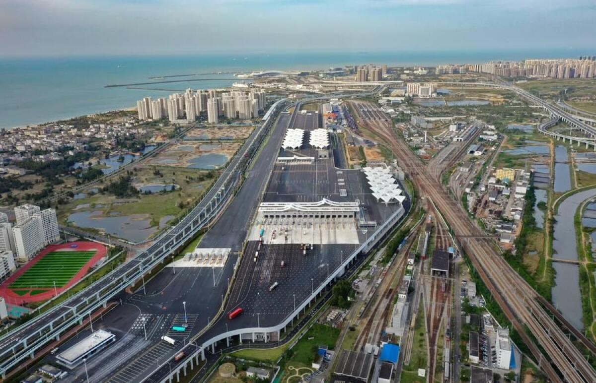 Cina, avviate operazioni doganali speciali su tutta l’isola di Hainan - 