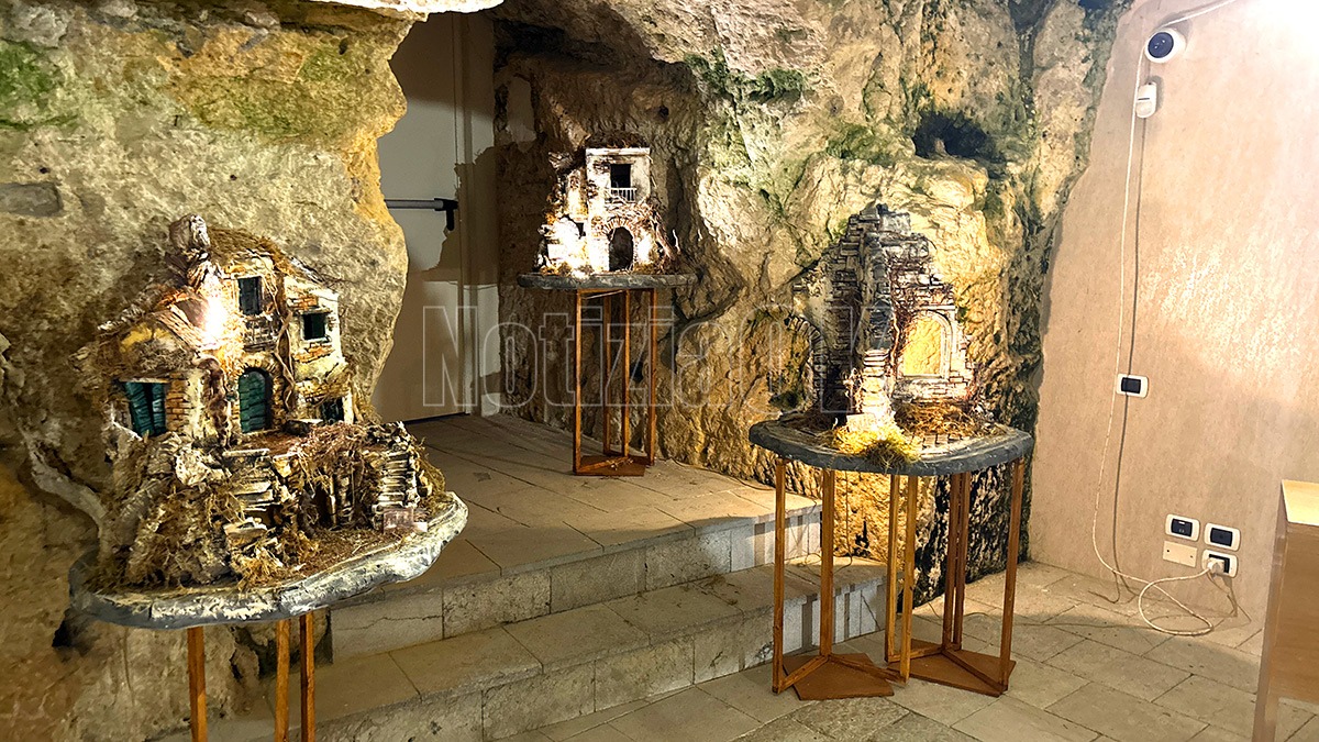 Catanzaro---Presepe-Galleria-San-Giovanni