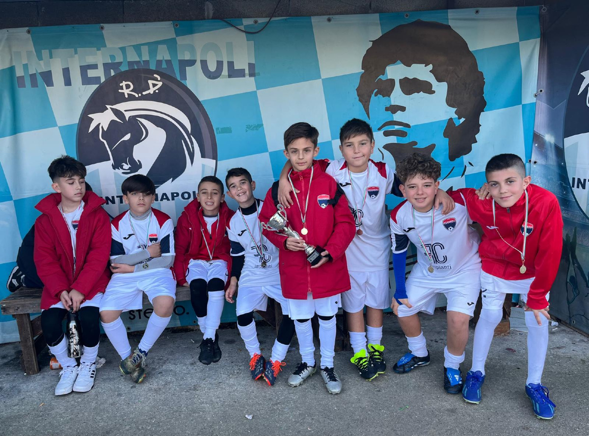 L'Academy Crotone al torneo internazionale di Napoli 