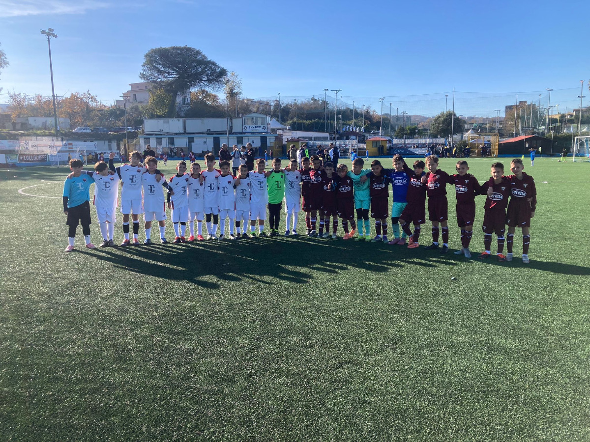 L'Academy Crotone al torneo internazionale di Napoli 