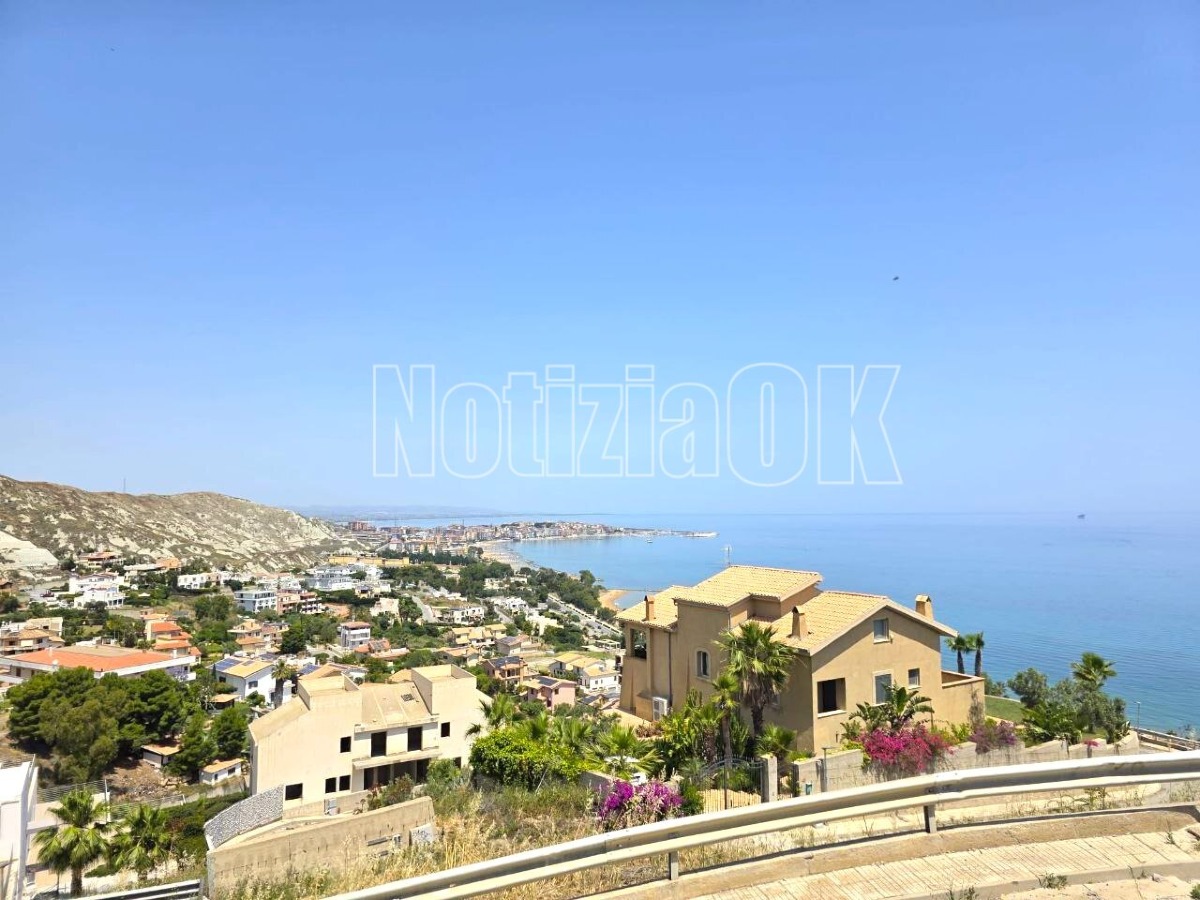 Demos Crotone, il 9 gennaio assemblea in Via Cilea per tracciare una nuova rotta - 