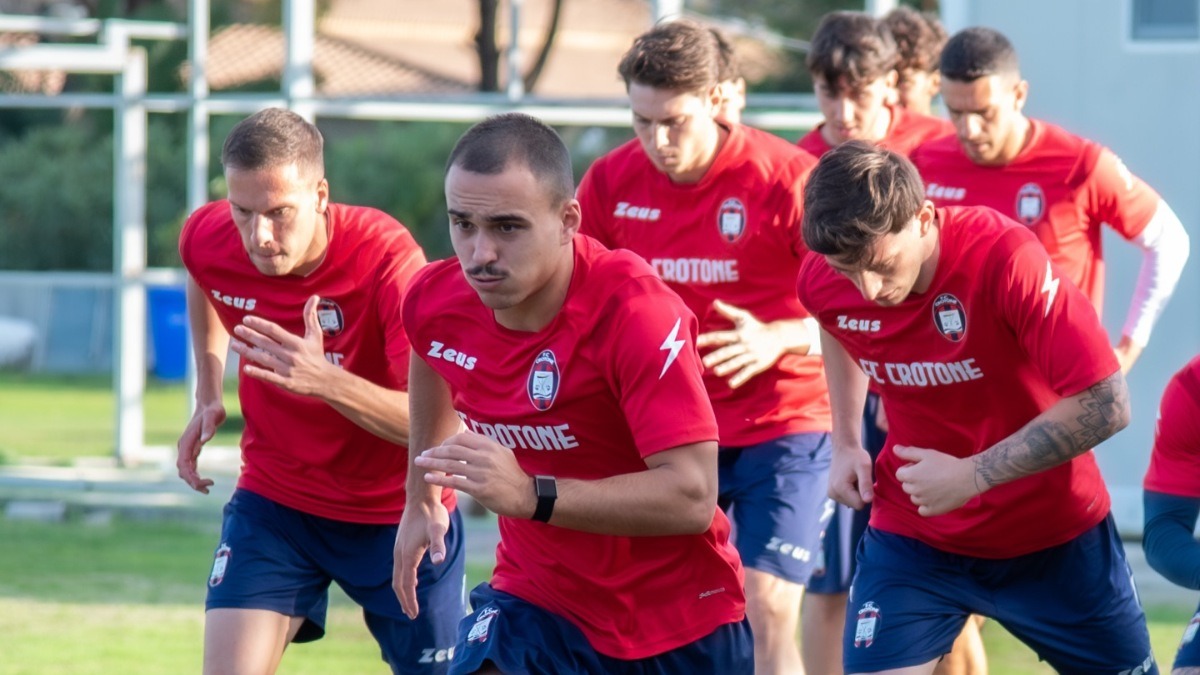 Calciomercato | Per il Crotone un gennaio di scelte obbligate e sguardo ai giovani - 