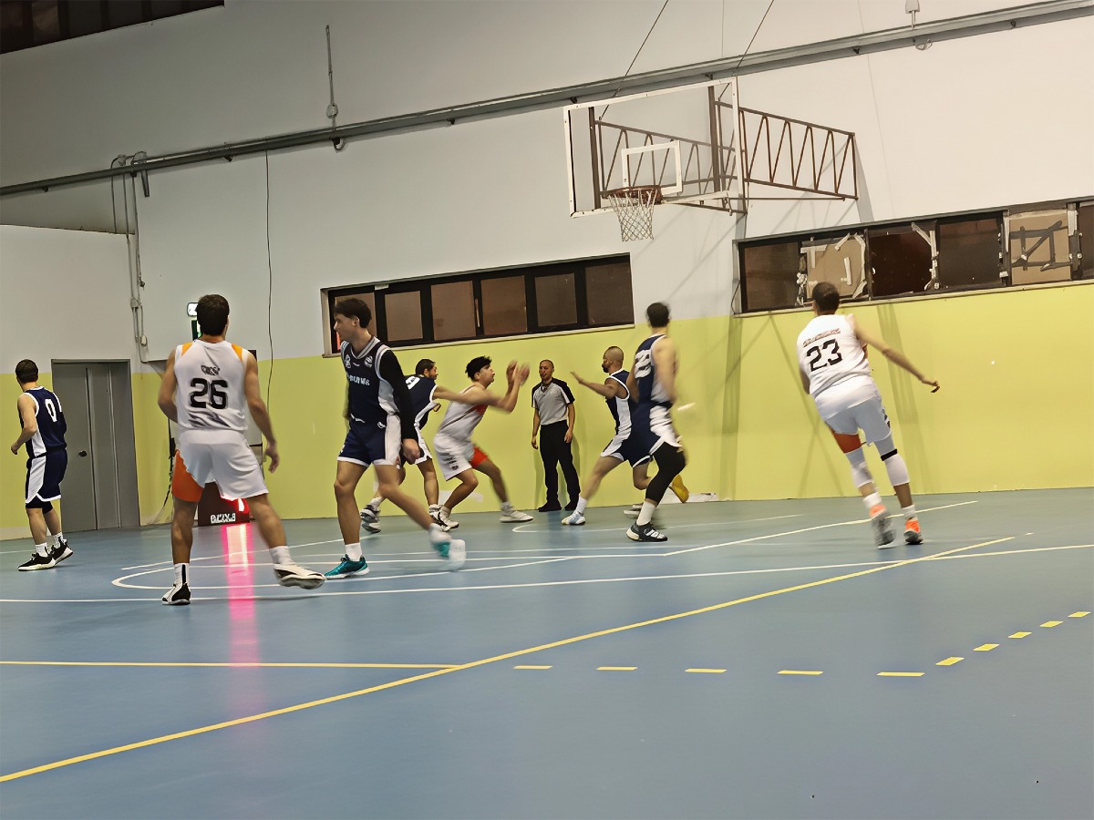 Basket - La Pirossigeno Cosenza controlla il match e vince la Redel Viola  - 