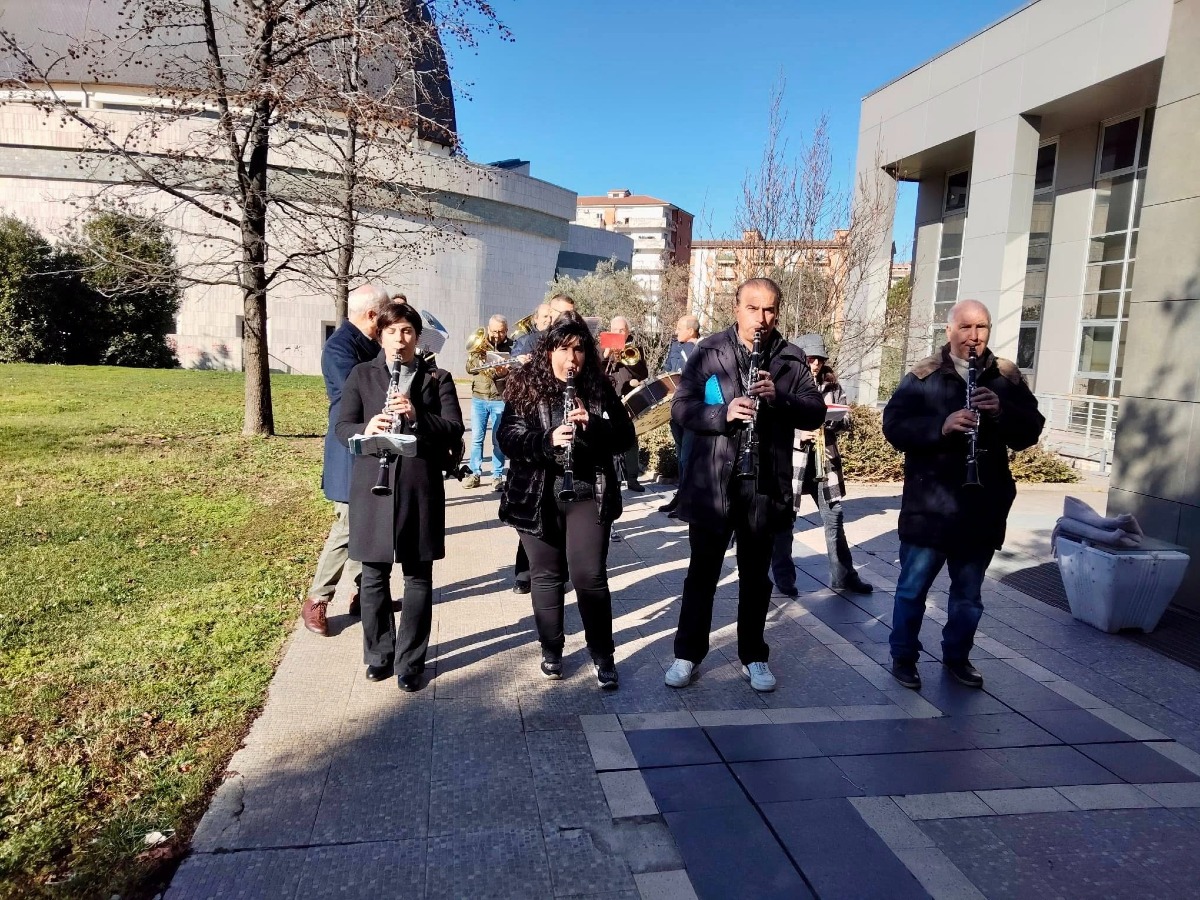 Rende riapre le porte alla tradizione: il 2026 inizia insieme - 