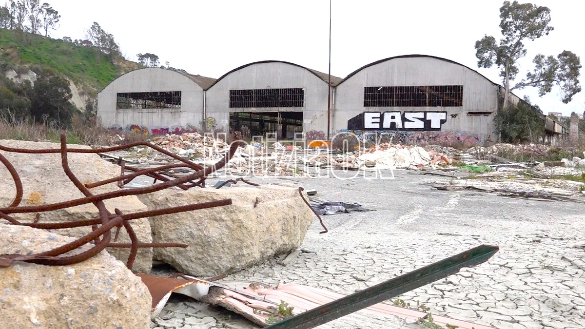 Crotone, amianto negli ex mercati generali: Cittadini Liberi denuncia ritardi e rischi per la salute - 