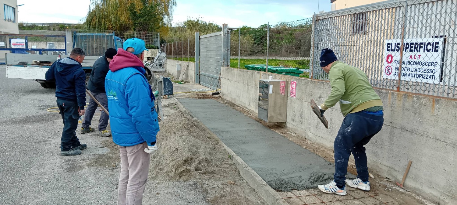 Cirò Marina, abbellimento dell’Ingresso dell’Elisoccorso: intervento dell'Associazione Città Pulita - 