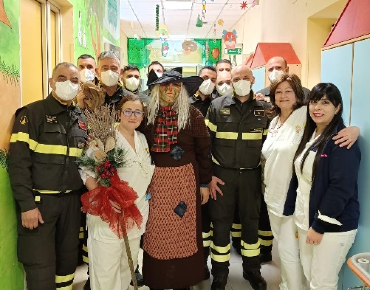 Cosenza, iniziativa di solidarietà in favore del reparto di Pediatria dell'Annunziata - 