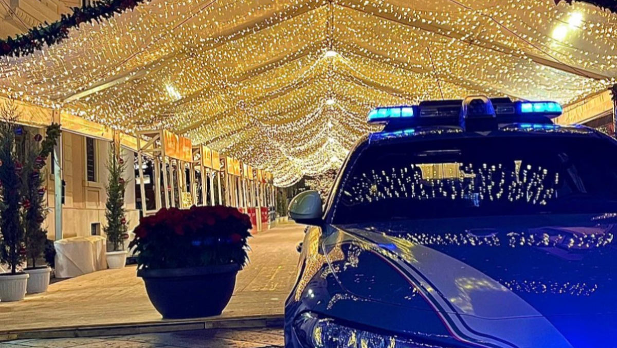 Crotone, controlli della Polizia di Stato: identificate 559 persone, controllati 252 veicoli - 