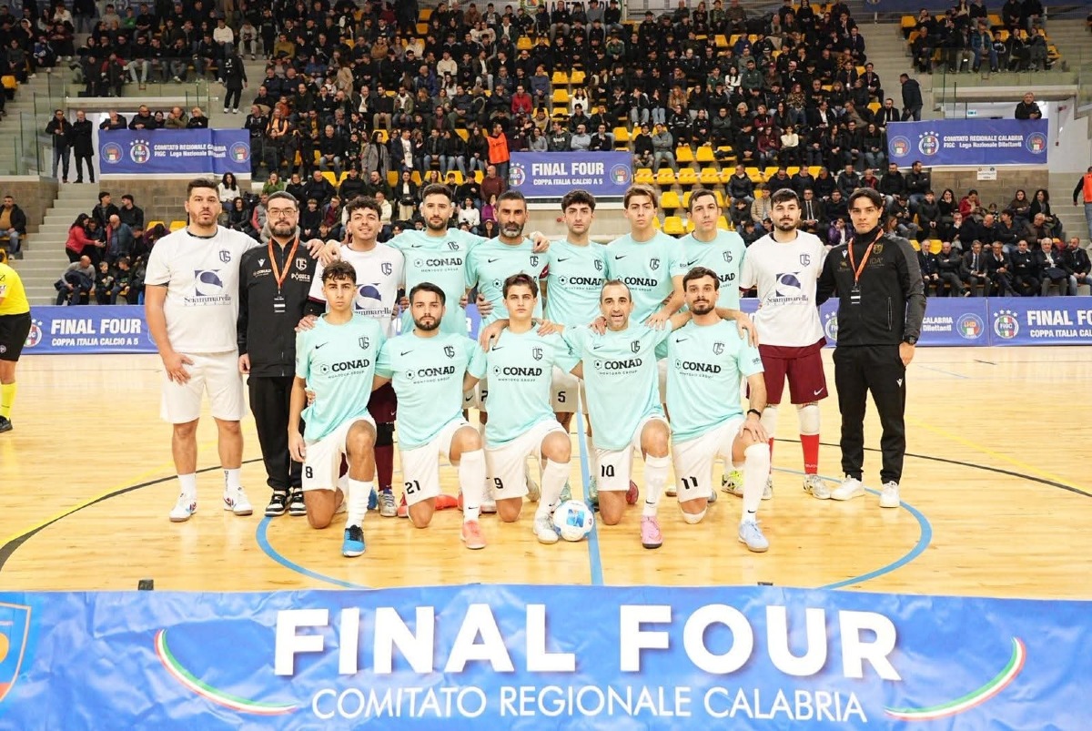 Calcio a 5 - L'ASD Domenico Sport celebrata dal Comune di Paola - 