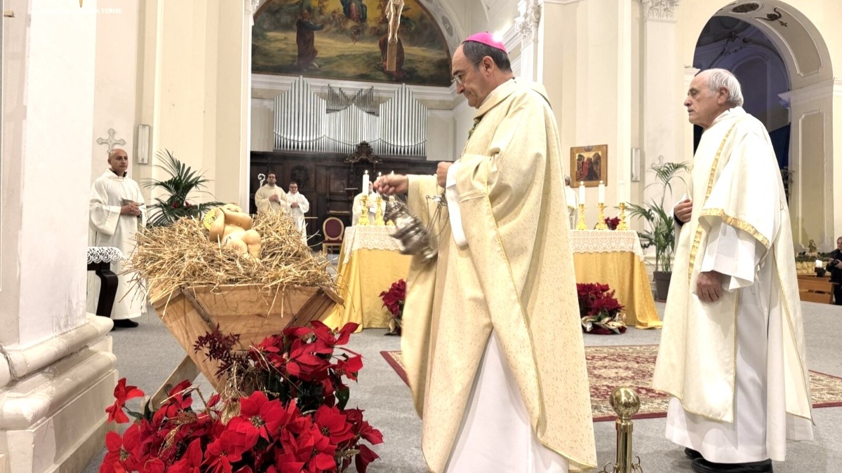 Epifania a Lamezia Terme, monsignor Parisi: “L’amore è il vero potere, la vita va donata” - 