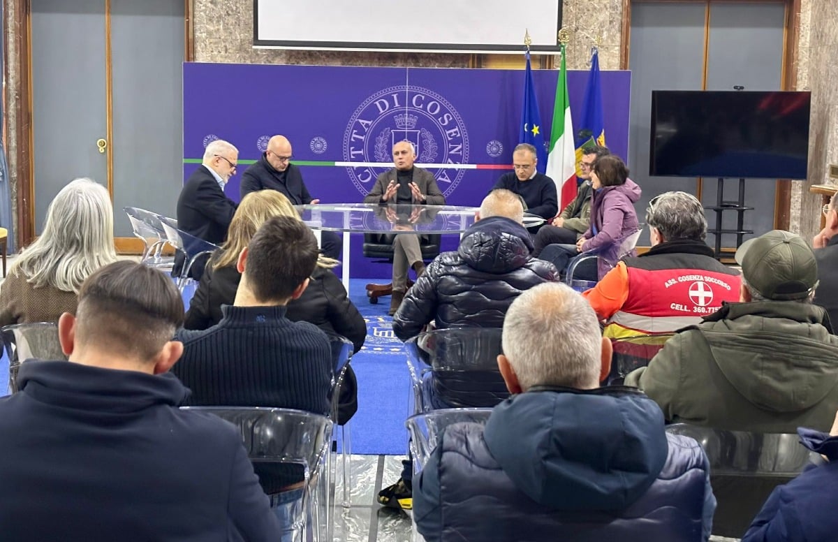 Cosenza - Mercato del Lungo Busento: intesa sulla riorganizzazione dell’area - 