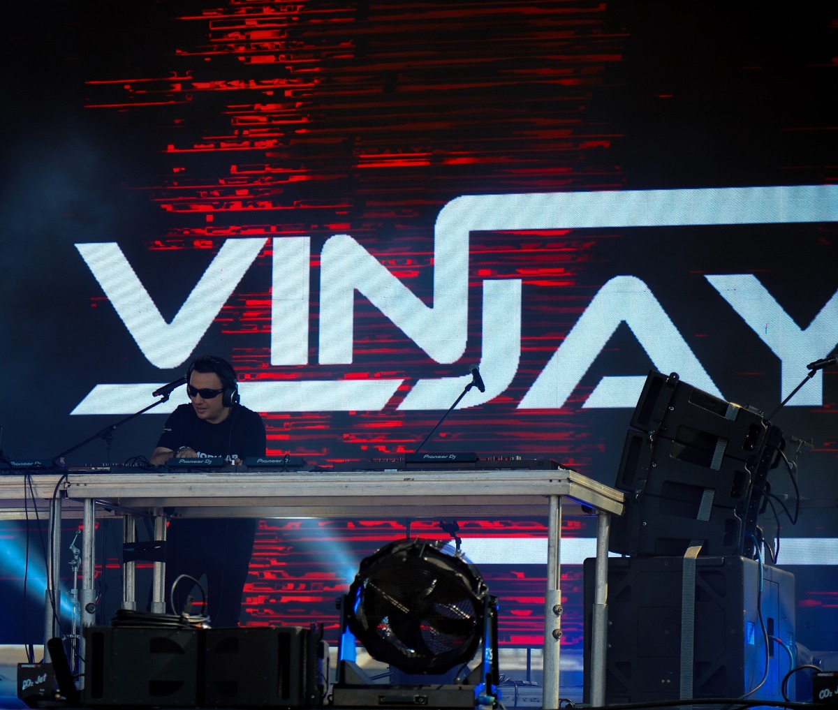 Da Crotone al numero 1 mondiale: Vincenzo Facino conquista Traxsource con “Troppo Fango” - 