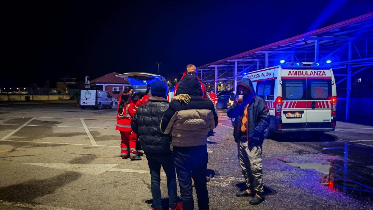 Croce Rossa Crotone, Monteleone: ‘‘Con il gelo la situazione in Piazzale Nettuno è ancora più difficile: trovare soluzione rapida" - 