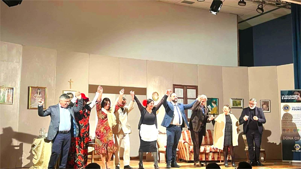 Lions Club Cirò Krimisa: una serata di solidarietà al Teatro Filottete - 