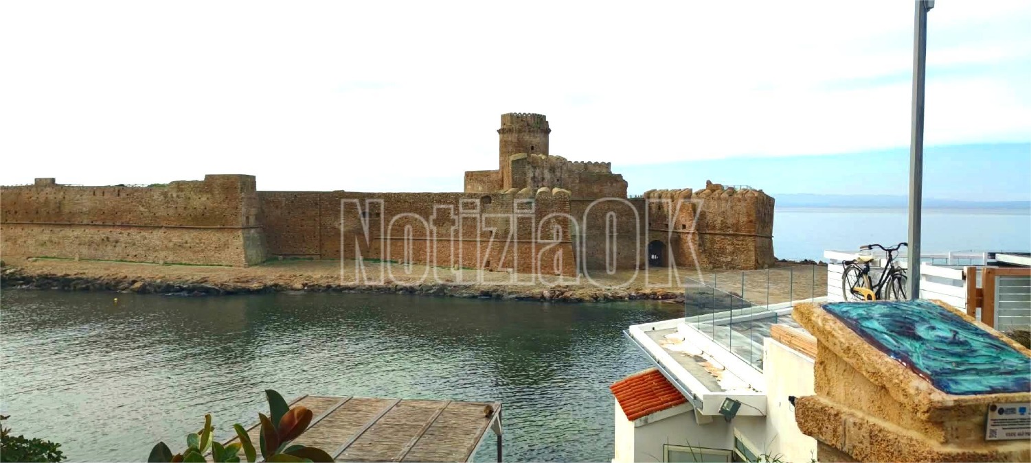 Le Castella, chiude nuovamente la Fortezza Aragonese - 