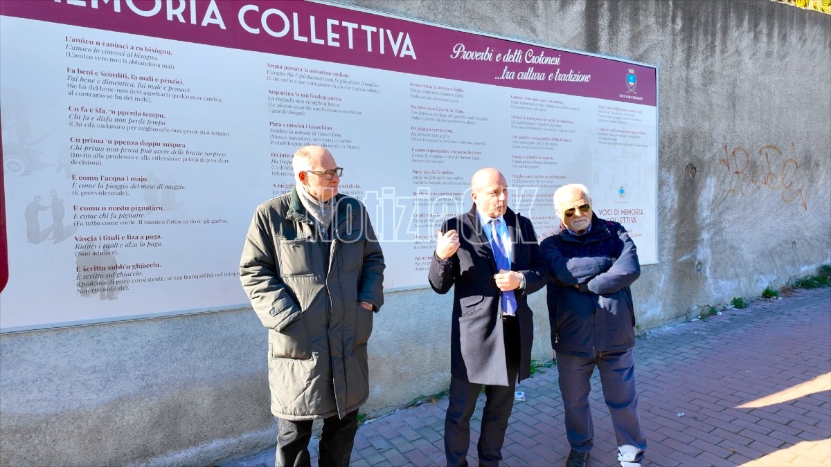 (VIDEO) Crotone - Con il Muro dei Proverbi un "Museo di saggezza popolare" - 