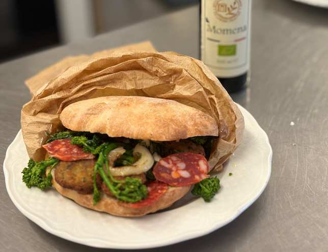 Corigliano-Rossano, il Majorana lancia il primo Panino Identitario della Calabria - 