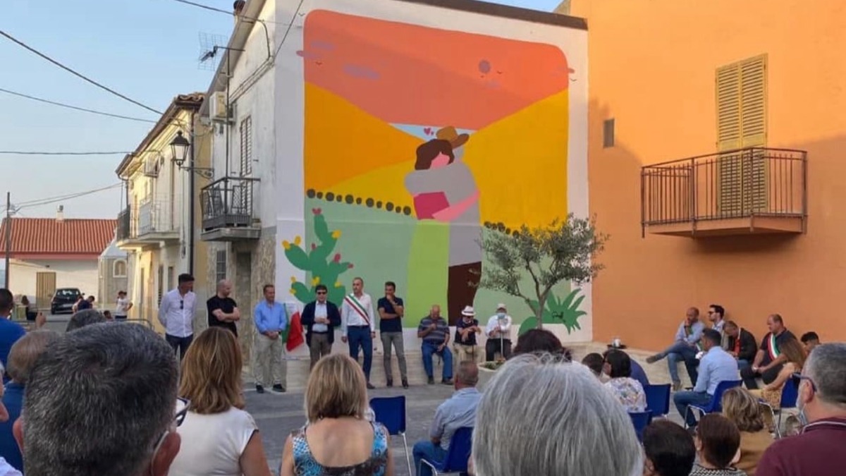 Marcedusa, il Comune avvia una consultazione sul nuovo giga murales del centro storico - 
