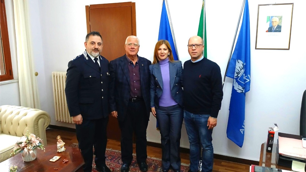 Crotone, la beneficienza dell'ANIOC per aiutare i meno fortunati - 