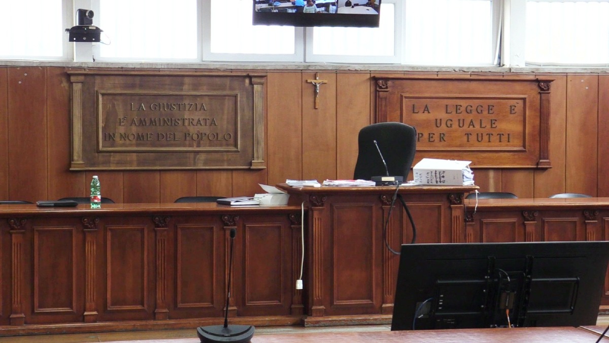 Steccato di Cutro, giornalisti contro il divieto di riprese in aula - 