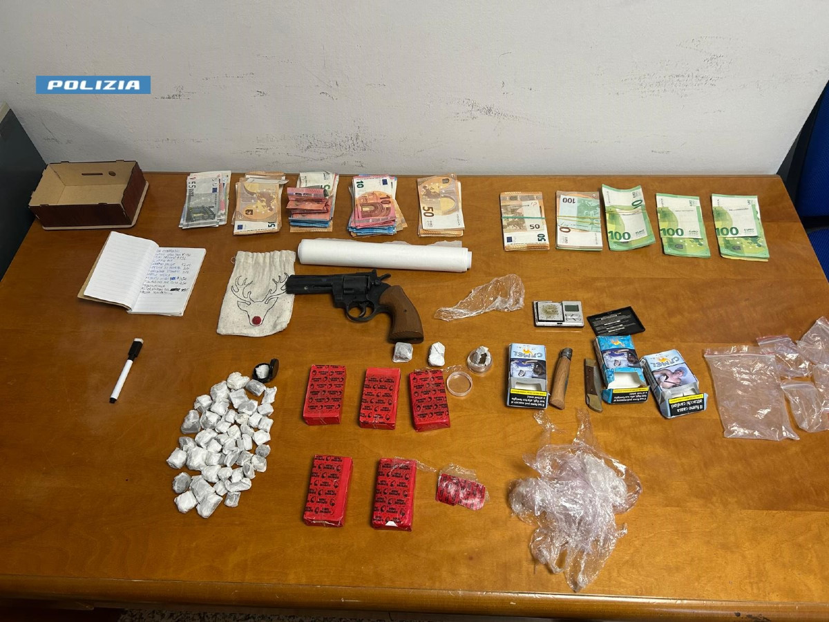 Operazioni della Polizia a Cosenza: arresti e sequestri contro lo spaccio - 