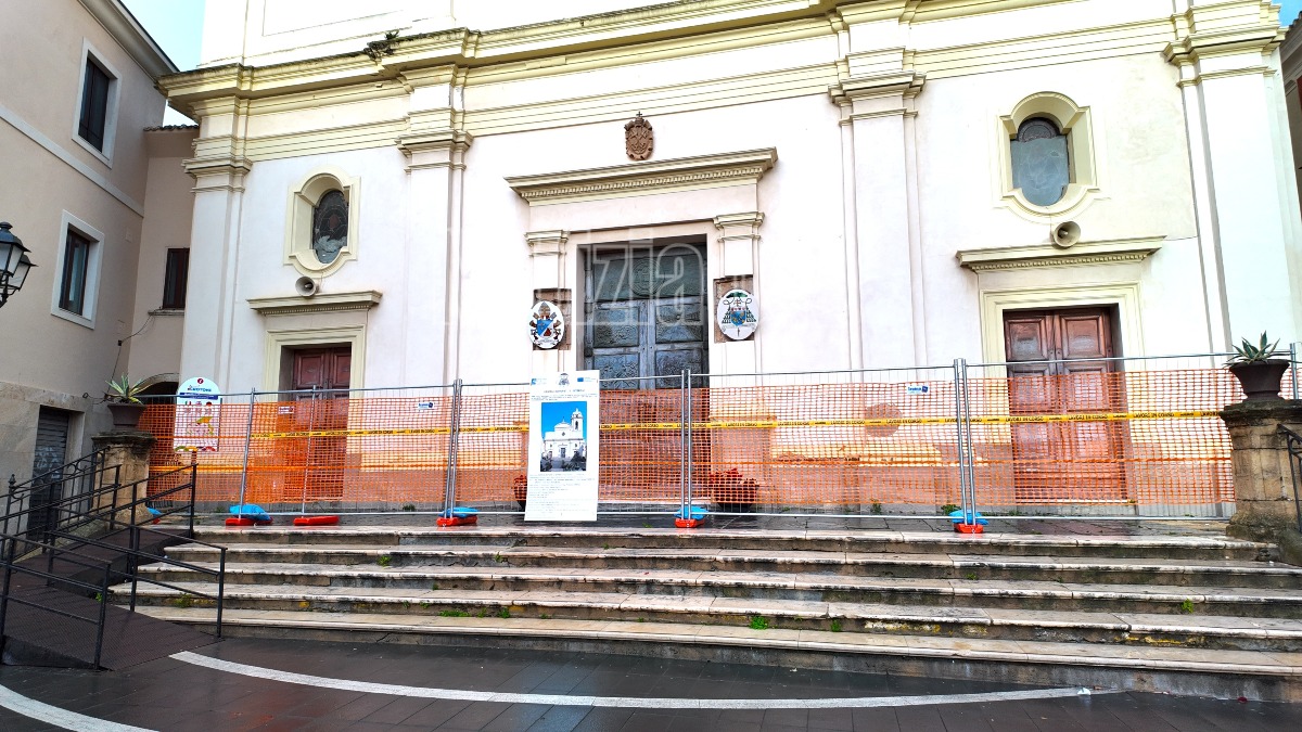 Crotone, partono i lavori di adeguamento sismico della Cattedrale - 