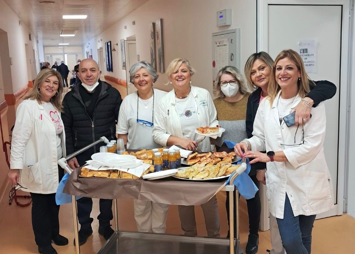 AperiCuore arriva in oncologia a Cosenza: un aperitivo solidale tra gusto e umanità - 