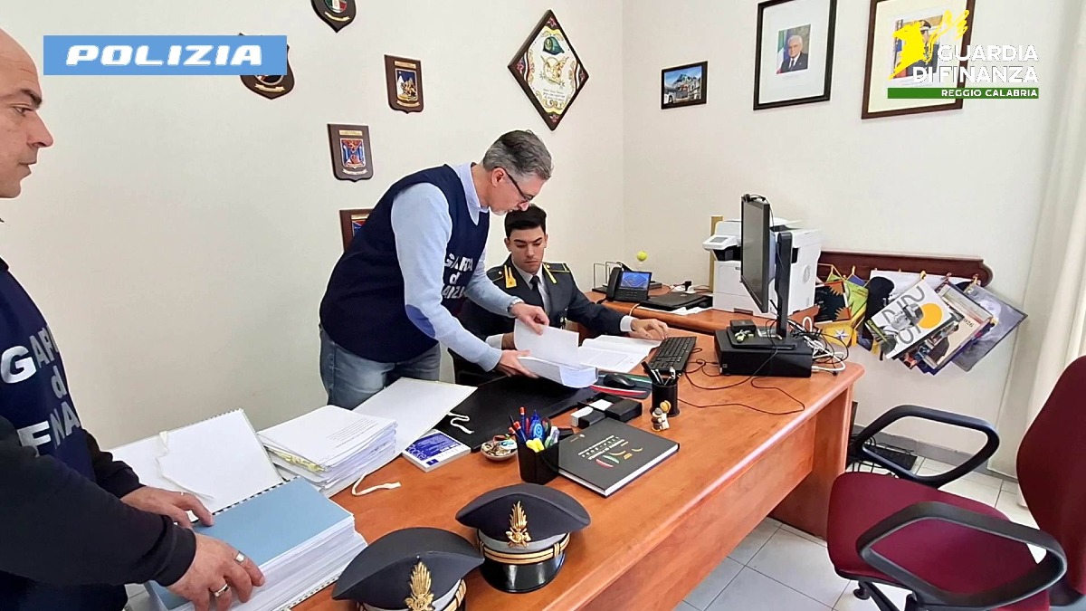 Reggio Calabria: maxi operazione contro usura e estorsioni, sei arresti e sequestri per oltre 150 mila euro - 