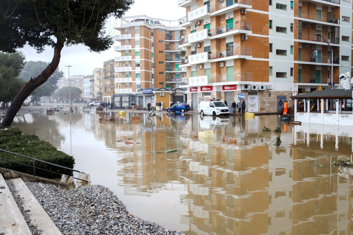 Ricostruzione dopo il ciclone, Unindustria Calabria: «Fare presto per non compromettere l’estate» - 