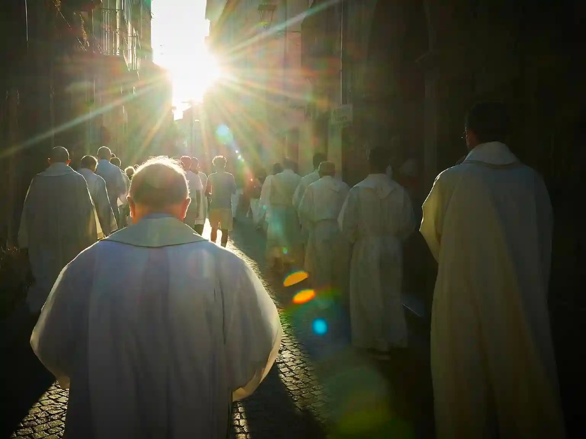 S.E. Mons. Claudio Maniago su morte don Sergio Iacopetta: "Il suo servizio continua a fianco al Signore"  - 