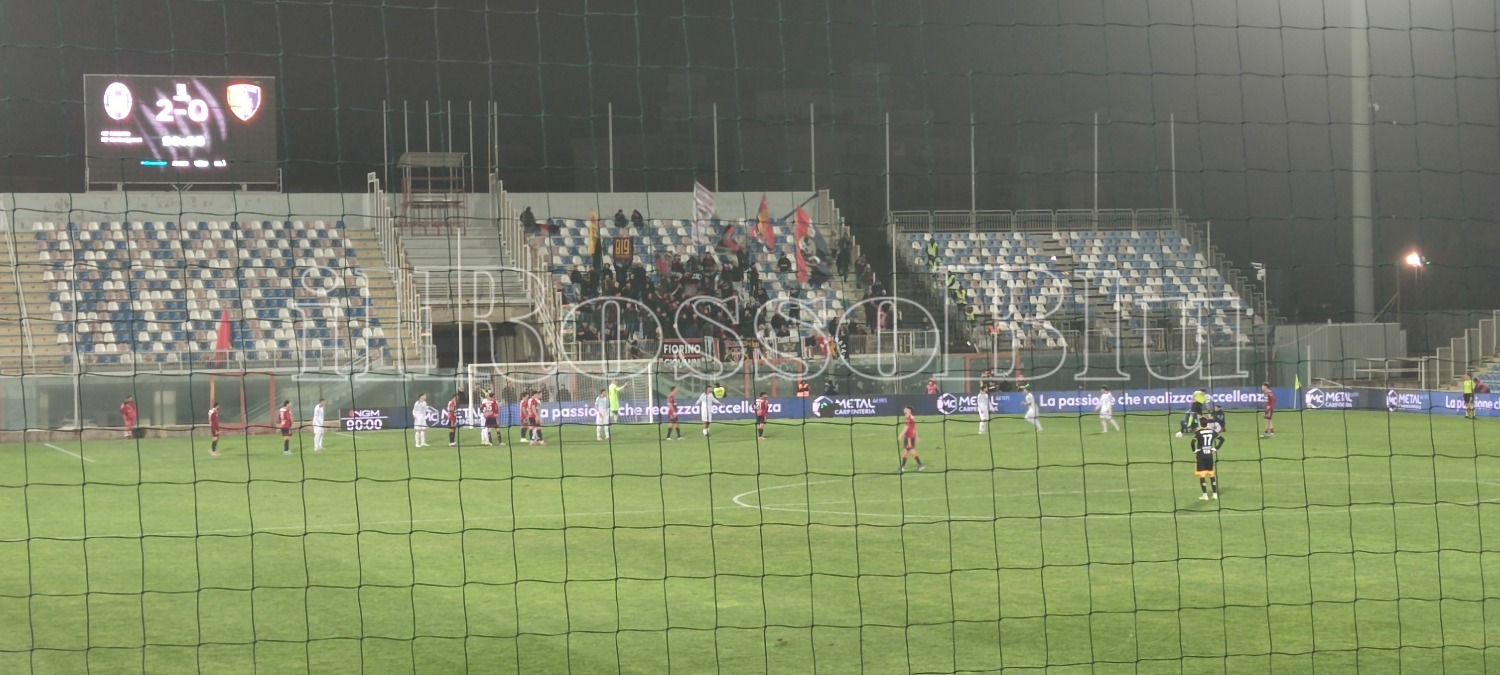 #CrotonePotenza 2-0 | Il silenzio dell'Ezio Scida spezzato dai cori ospiti - 