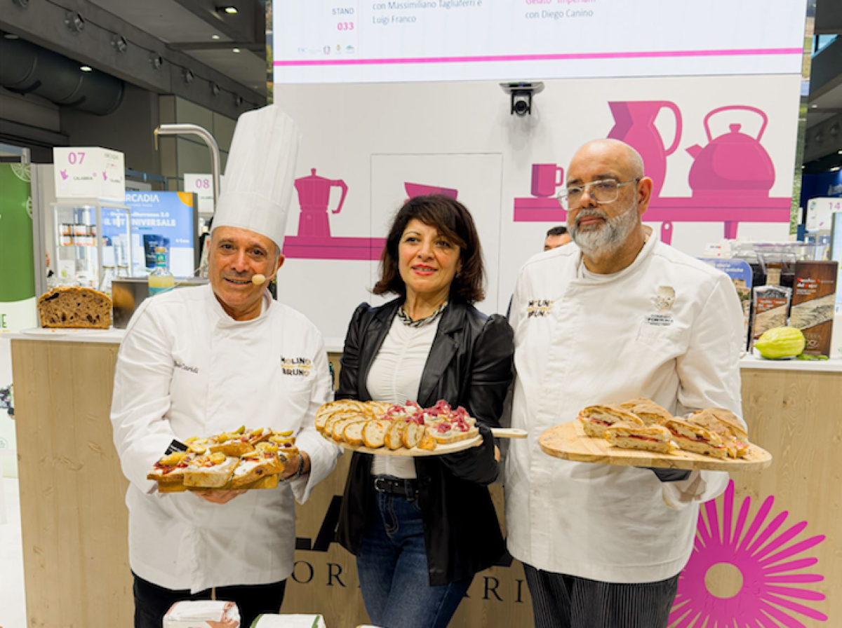 Lorenzo Fortuna conquista il Sigep 2026 con la sua arte bianca tra pizze dolci e pani d’autore - 