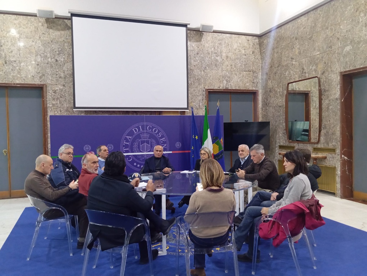 Cosenza, Frana via Petrarca: si riunisce il C.O.C. a Palazzo dei Bruzi - 