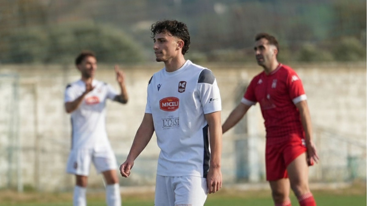 Calcio - Mesoraca in festa: Alessandro Miceli convocato in Rappresentativa Nazionale U19 - 