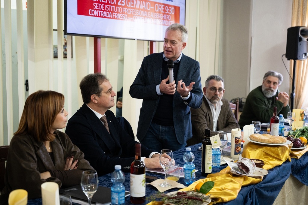 Corigliano-Rossano, rilancio dei vini calabresi nella ristorazione territoriale - 