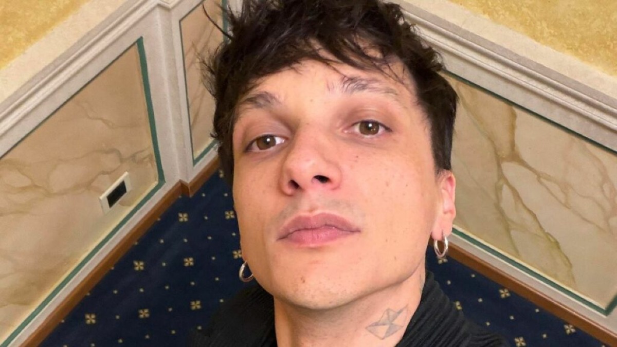 Ultimo, il cantautore fa un bilancio degli ultimi 10 anni passati sui palchi di tutta Italia - Fonte: Dire.it