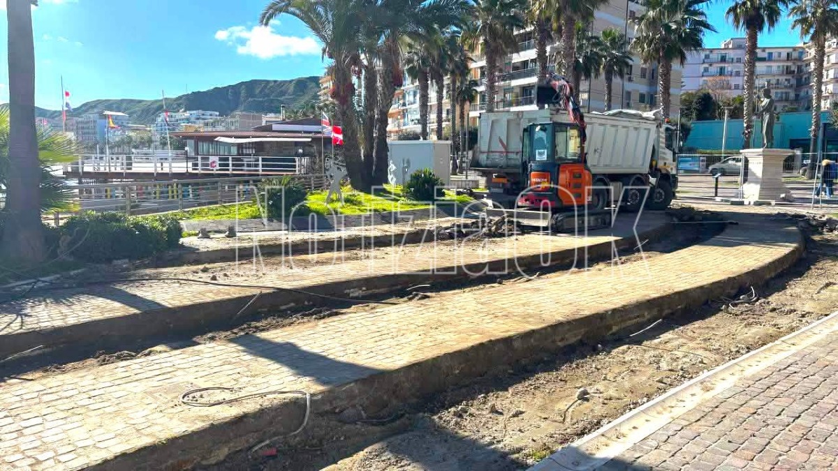 Crotone, proseguono i lavori sul lungomare: via le "palle", nascerà una nuova pista ciclabile - 