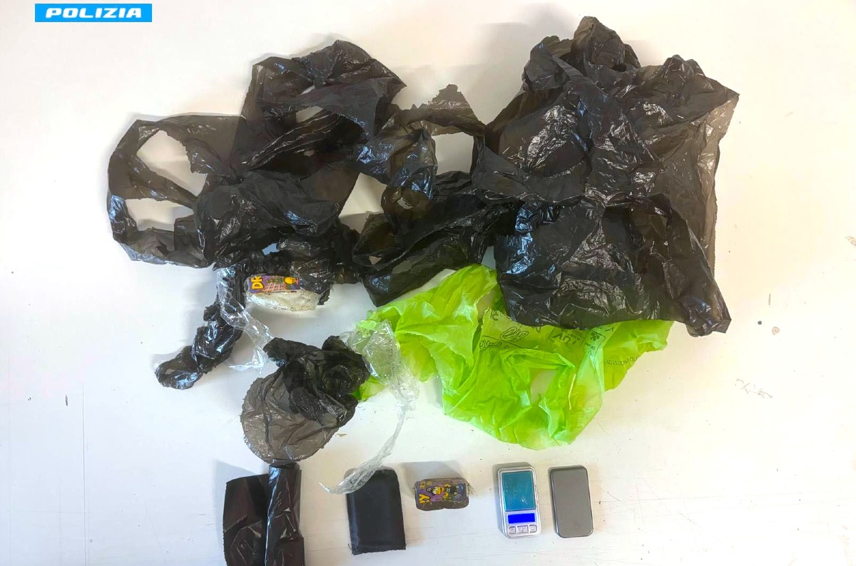 Trebisacce, trovato con hashish in casa: arrestato dopo una perquisizione - 