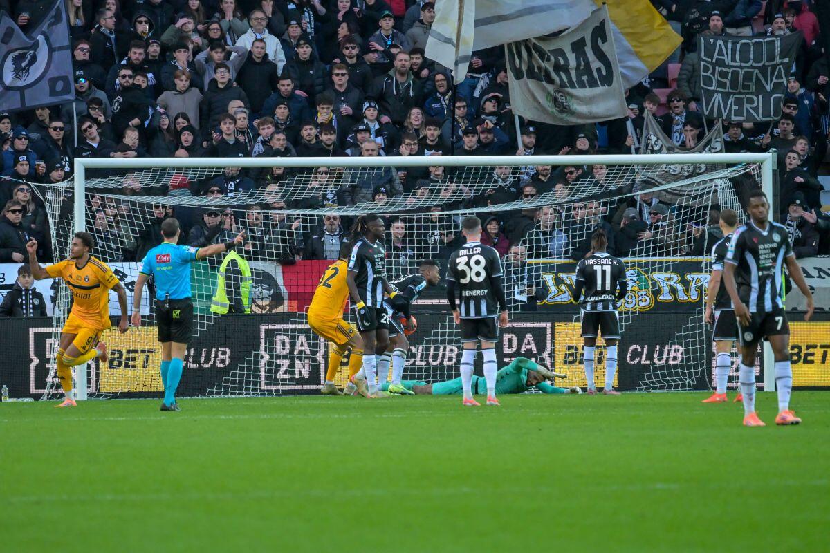 Pari spettacolare a Udine, Pisa rimonta due volte e strappa il 2-2 - 