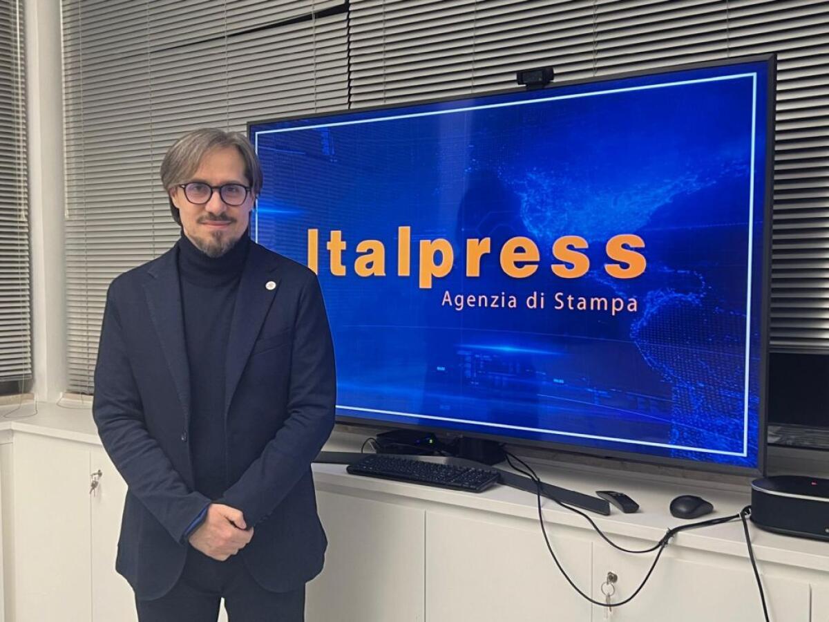 Seus 118, Castro “Nelle ambulanze in arrivo defibrillatori di ultima generazione” - 