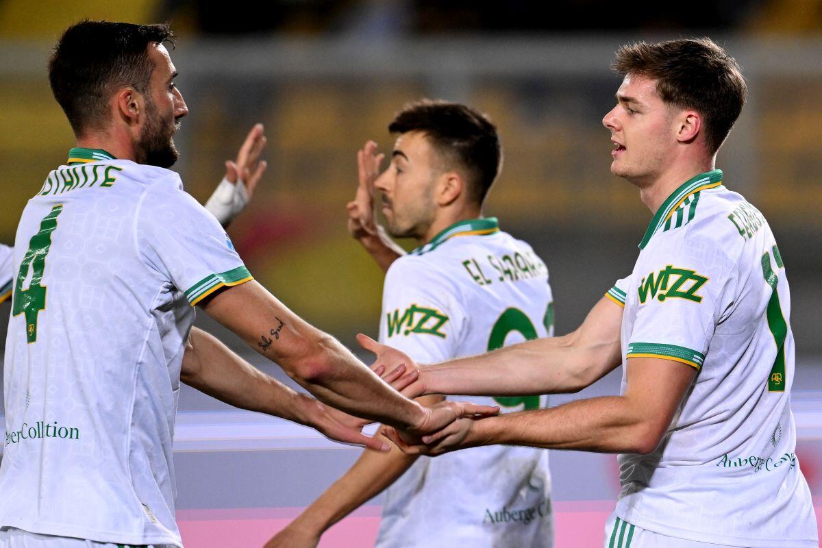 Dybala ispira, Ferguson e Dovbyk firmano il 2-0 della Roma a Lecce - 