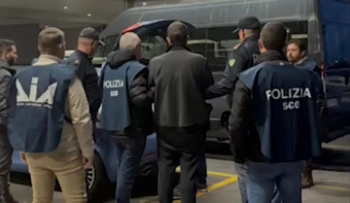 ‘Ndrangheta, il latitante Camporesi estradato in Italia dalla Turchia - 