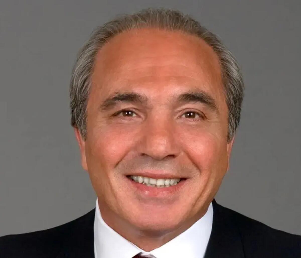 È morto a 76 anni il presidente della Fiorentina Rocco Commisso - 