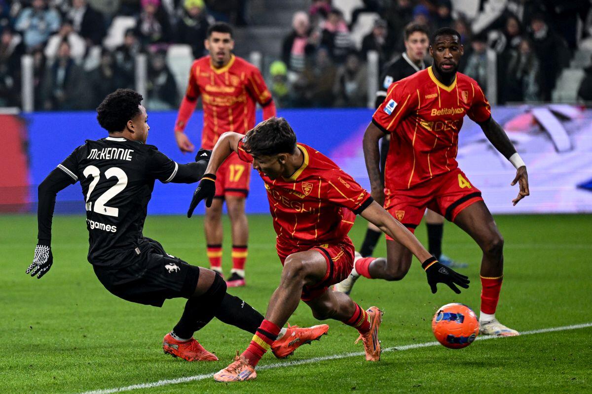 La Juve spreca, David sbaglia il rigore: 1-1 con il Lecce - 